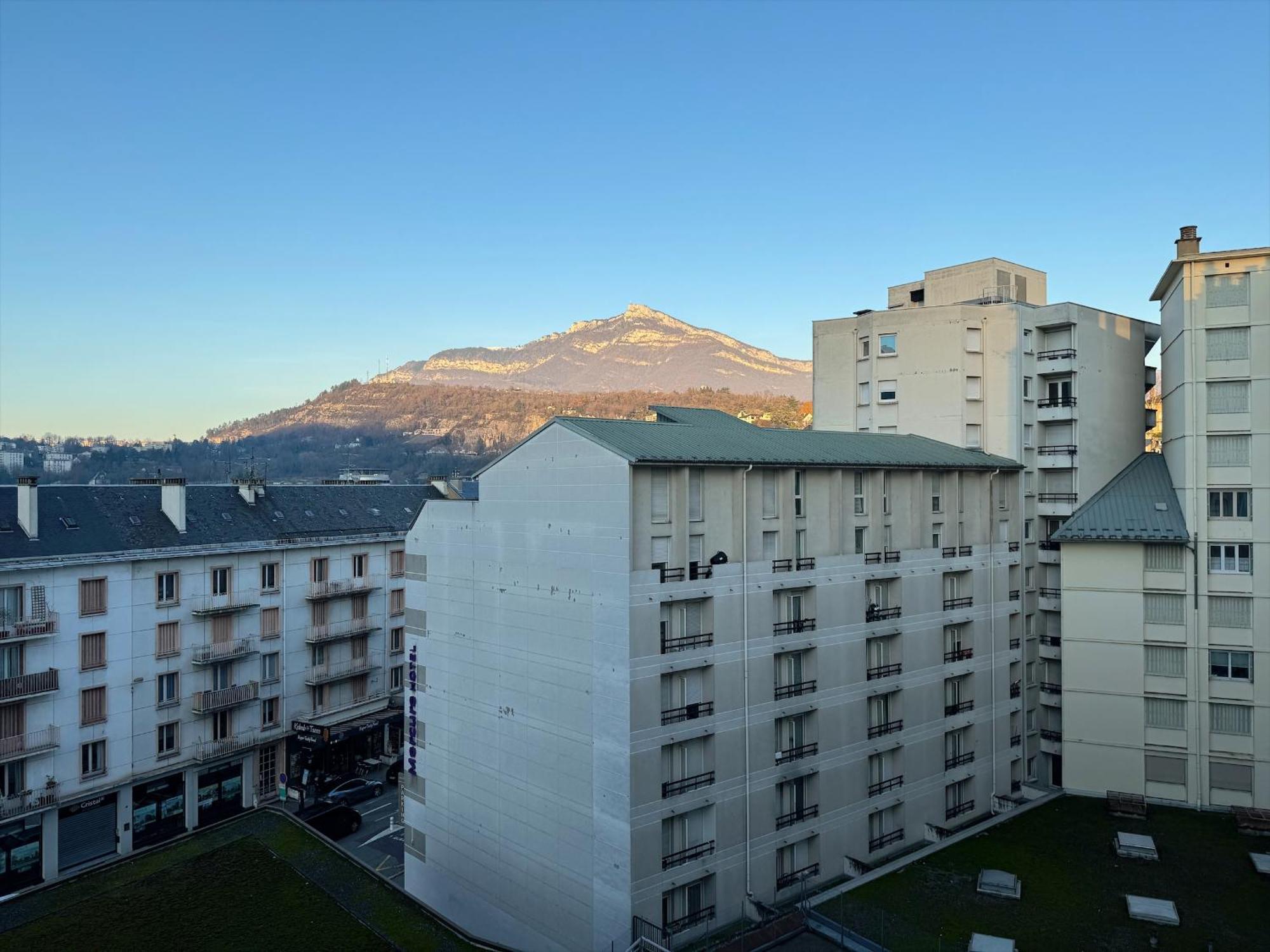 Logement Autour De Moi * * * * * 尚贝里 外观 照片