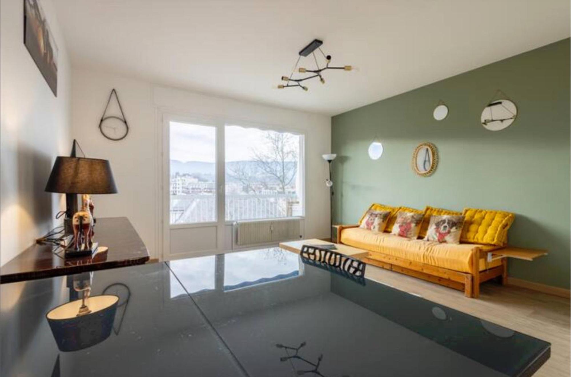 Logement Autour De Moi * * * * * 尚贝里 外观 照片